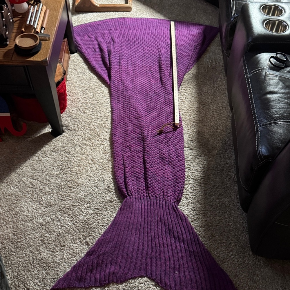 Luxurious Purple Mermaid Tail Blanket